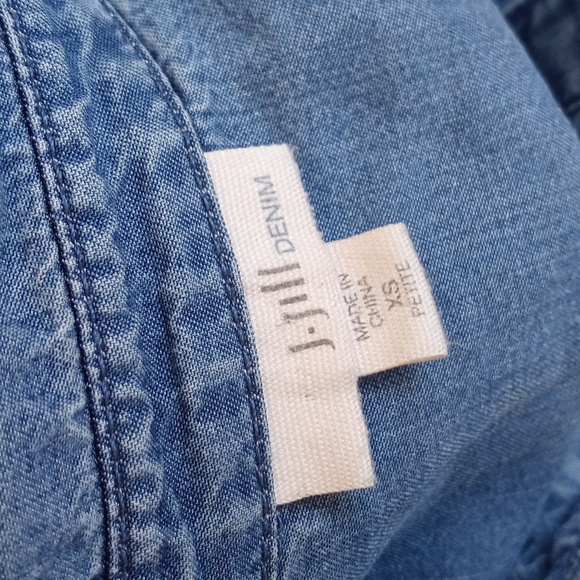 J. Jill Chambray Denim Lyocell Long Sleeve Button Down/ Side Boyfriend Shirt XSP - Picture 3 of 15